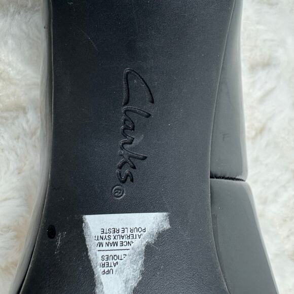 CLARK'S ULTIMATE COMFORT KYNDALL SQUARE TOE HEELS IN BLACK PATENT NWOB‎ SIZE 9 - Picture 10 of 14